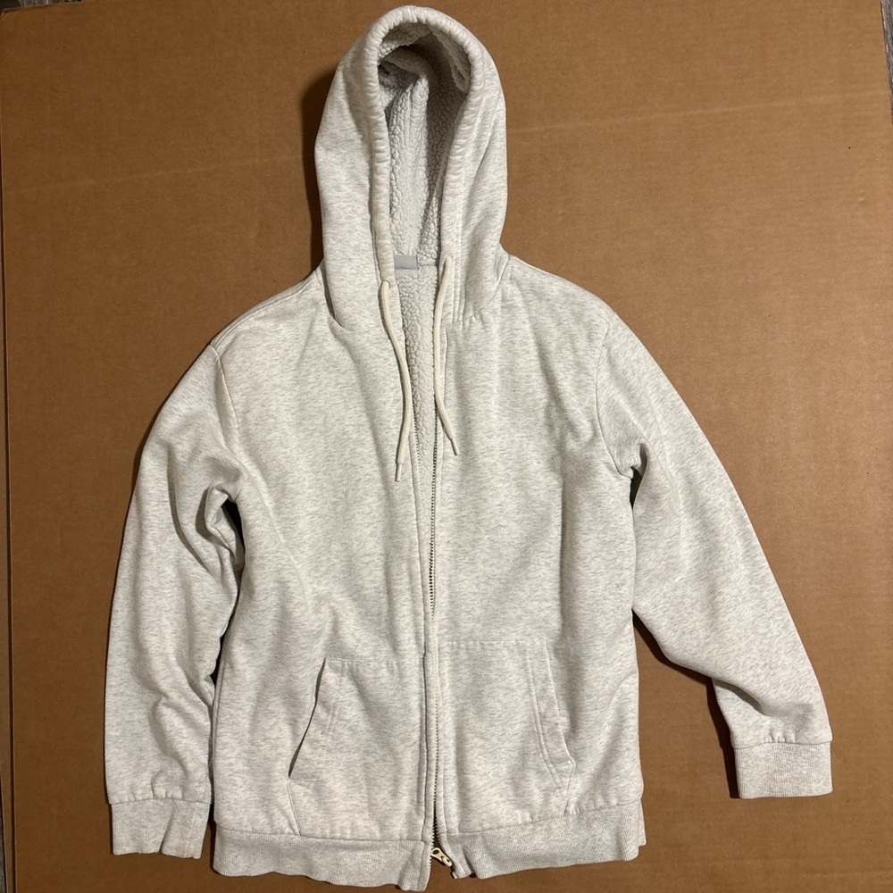 Light Gray Casual Zip-Up Hoodie